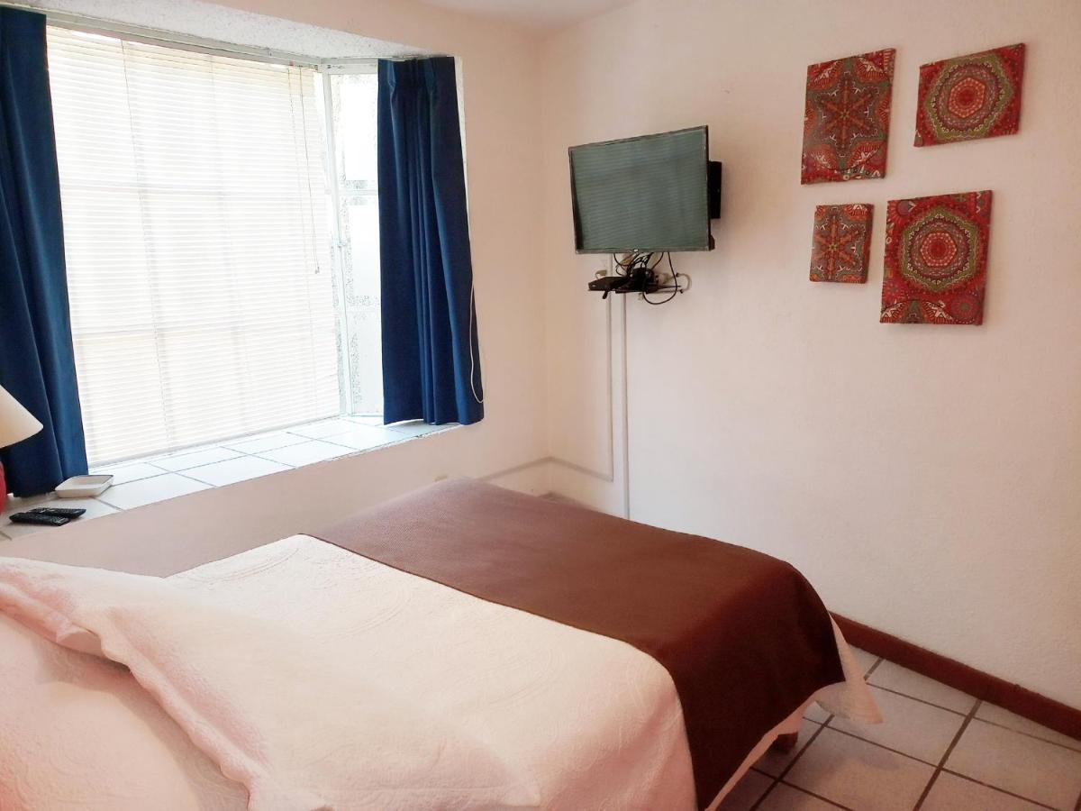 Suite 1-A Monasterio Garden House Welcome To San Angel Kota Meksiko Bagian luar foto