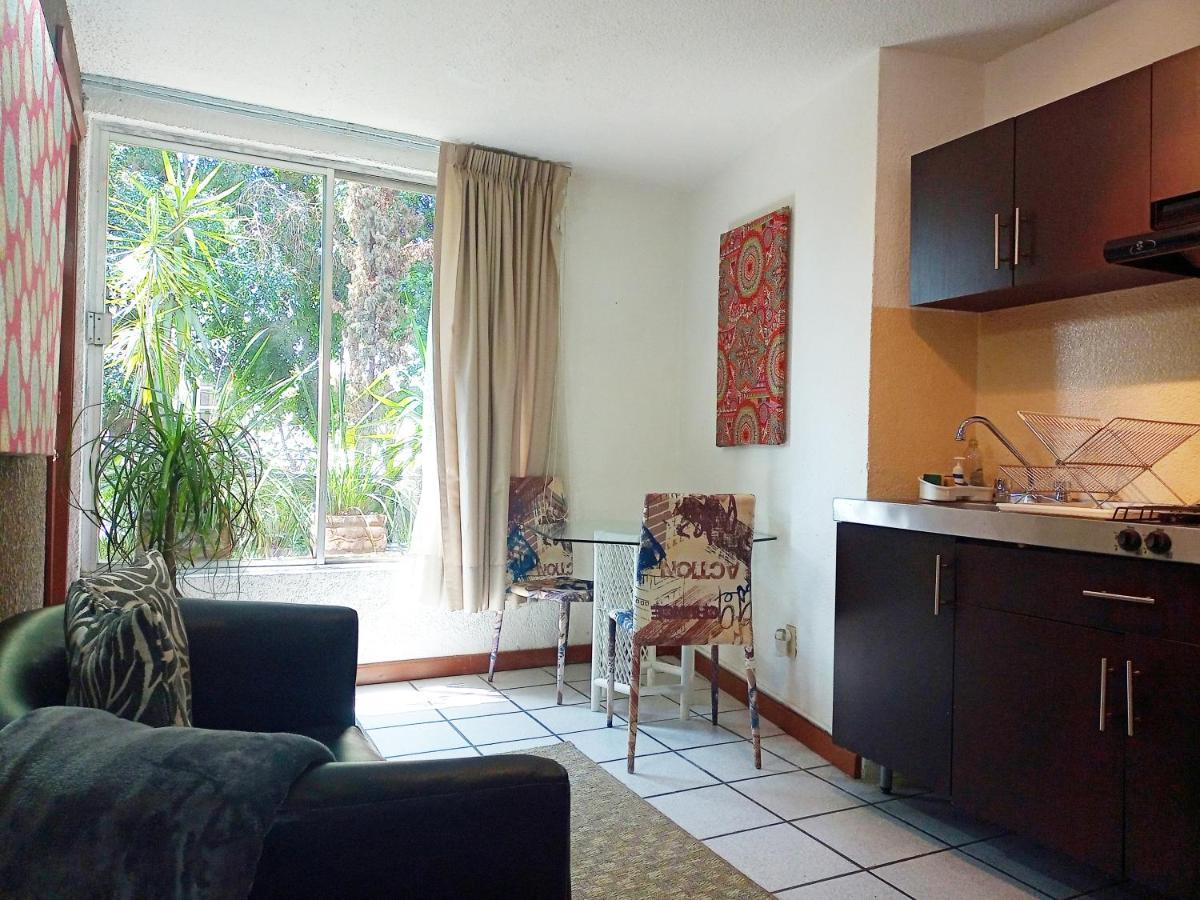 Suite 1-A Monasterio Garden House Welcome To San Angel Kota Meksiko Bagian luar foto
